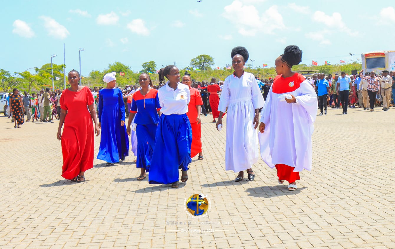 Church members at charity ministry event